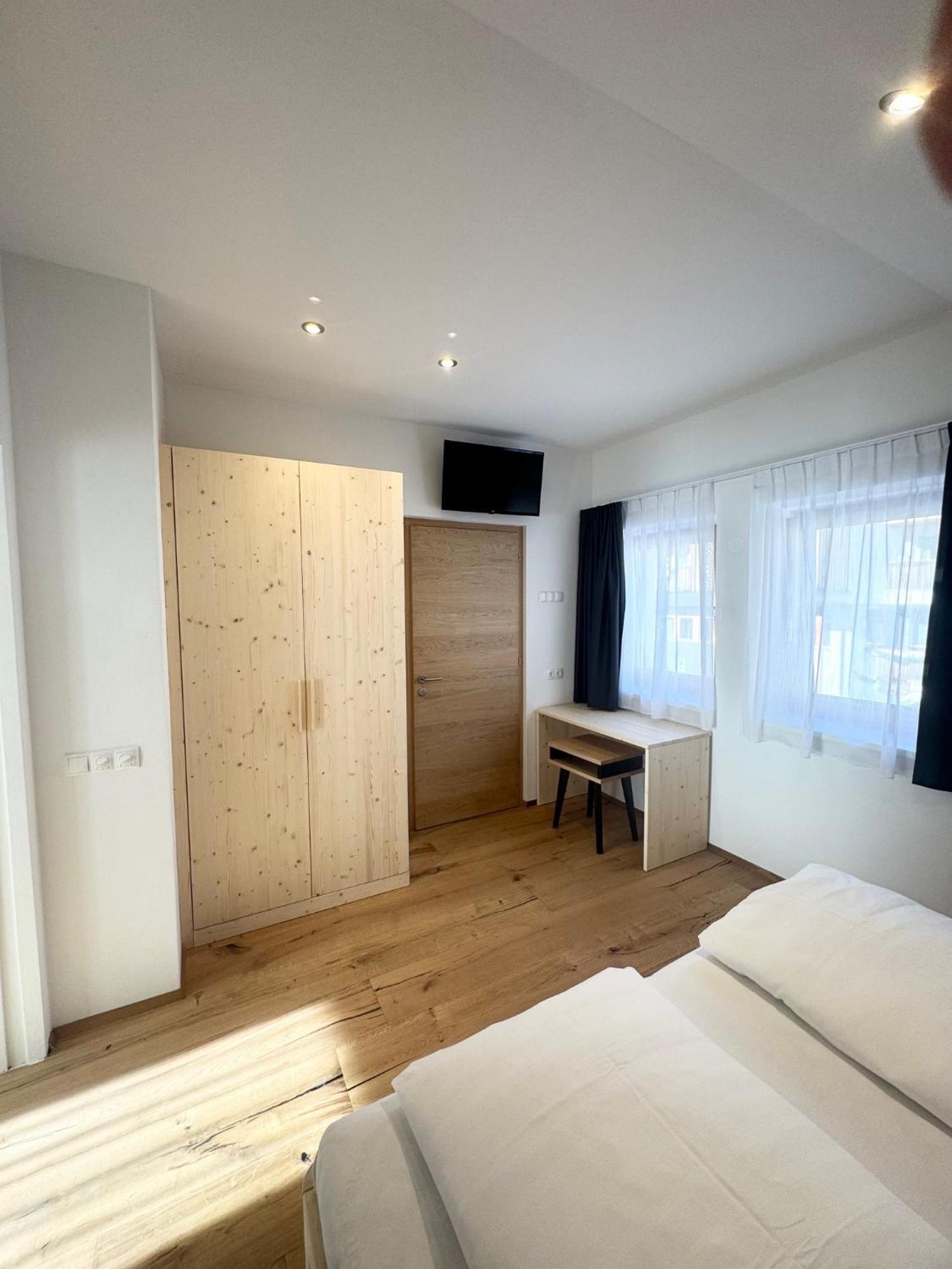 Residence Vajolet San Cassiano Luaran gambar