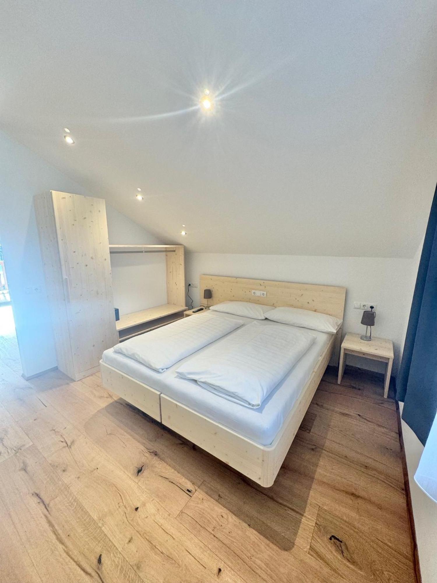Residence Vajolet San Cassiano Luaran gambar