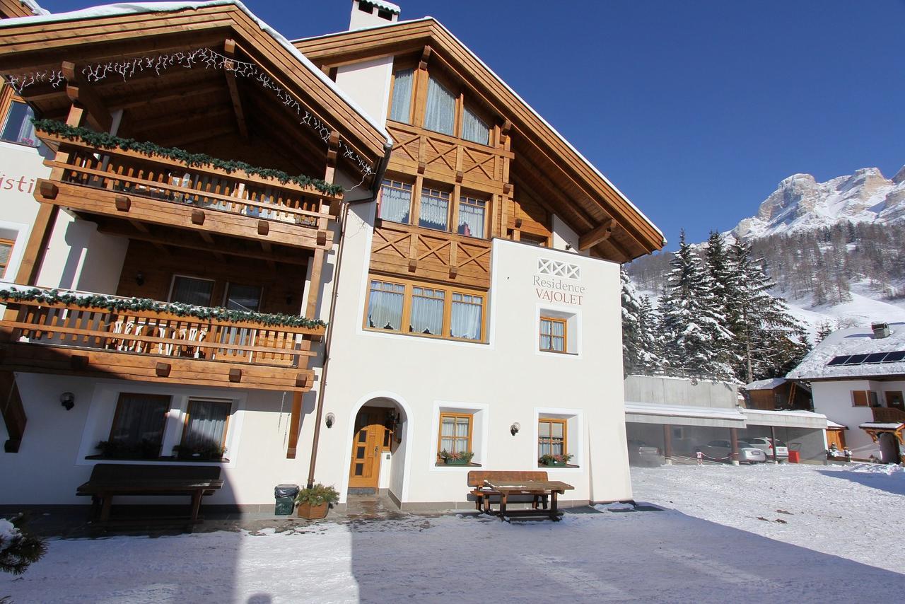 Residence Vajolet San Cassiano Luaran gambar