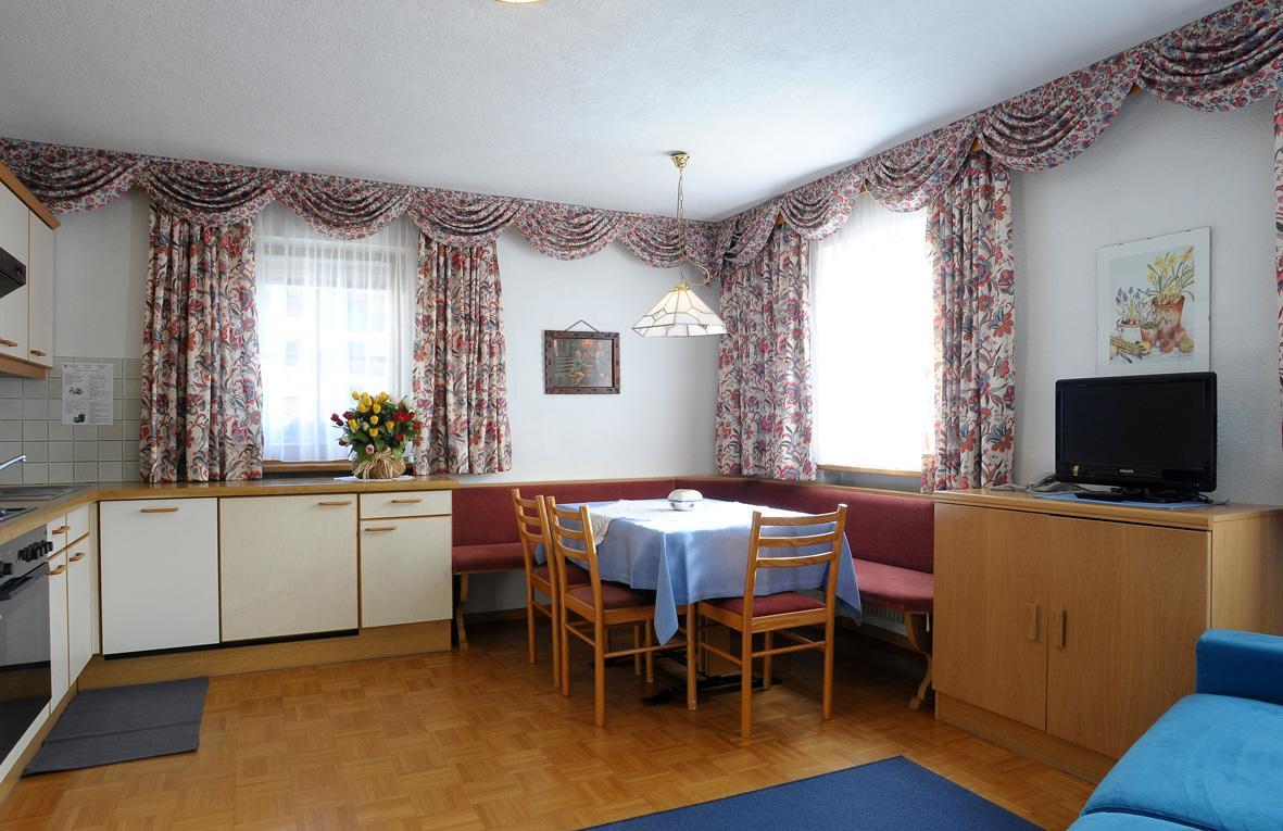 Residence Vajolet San Cassiano Luaran gambar